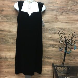NWT David Meister dress black velvet size 10